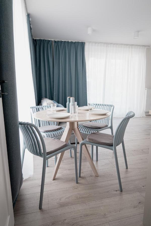 Homewell Apartments Game And Movie Poznan Ngoại thất bức ảnh